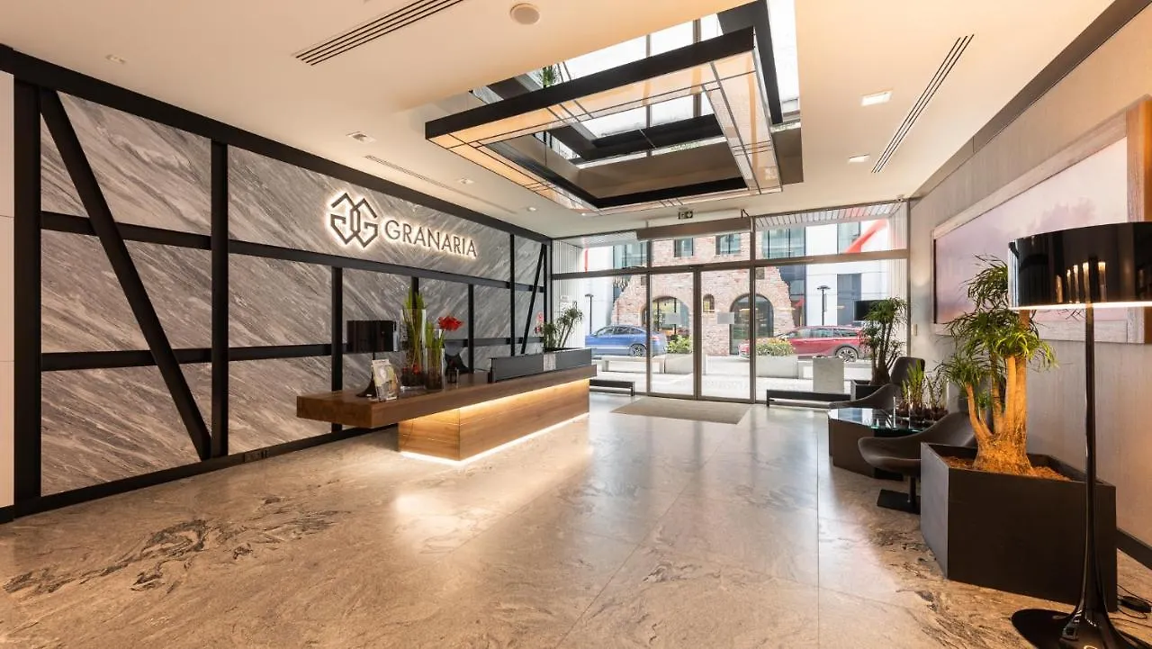 Flatbook - City Center Apartments Granaria Danzig